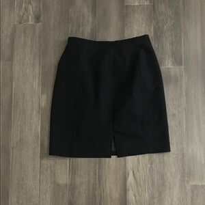 Briggs New York Elegant Black Mini Skirt